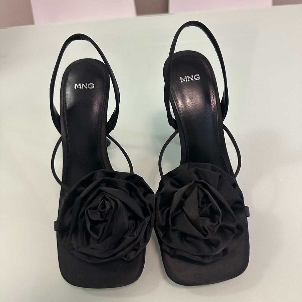Mango black floral heels